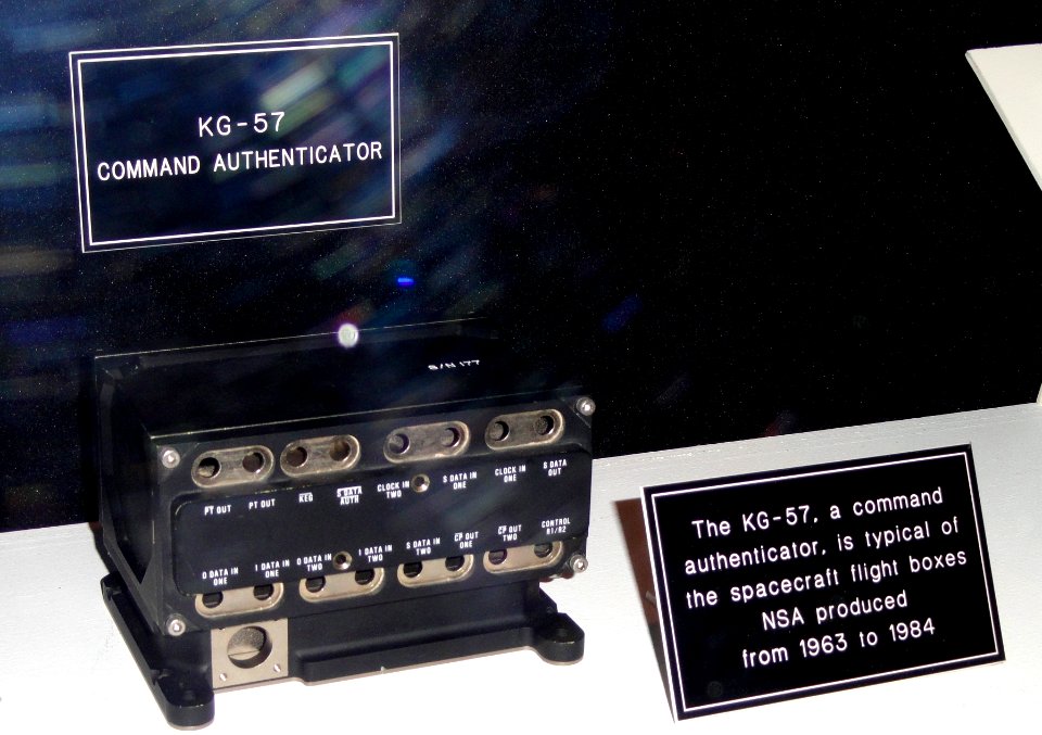 KG-57 Command Authenticator - National Cryptologic Museum - DSC07971