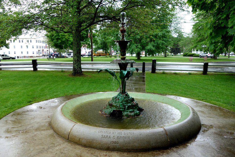 James R. Brown Memorial - Barre, Massachusetts - DSC07271