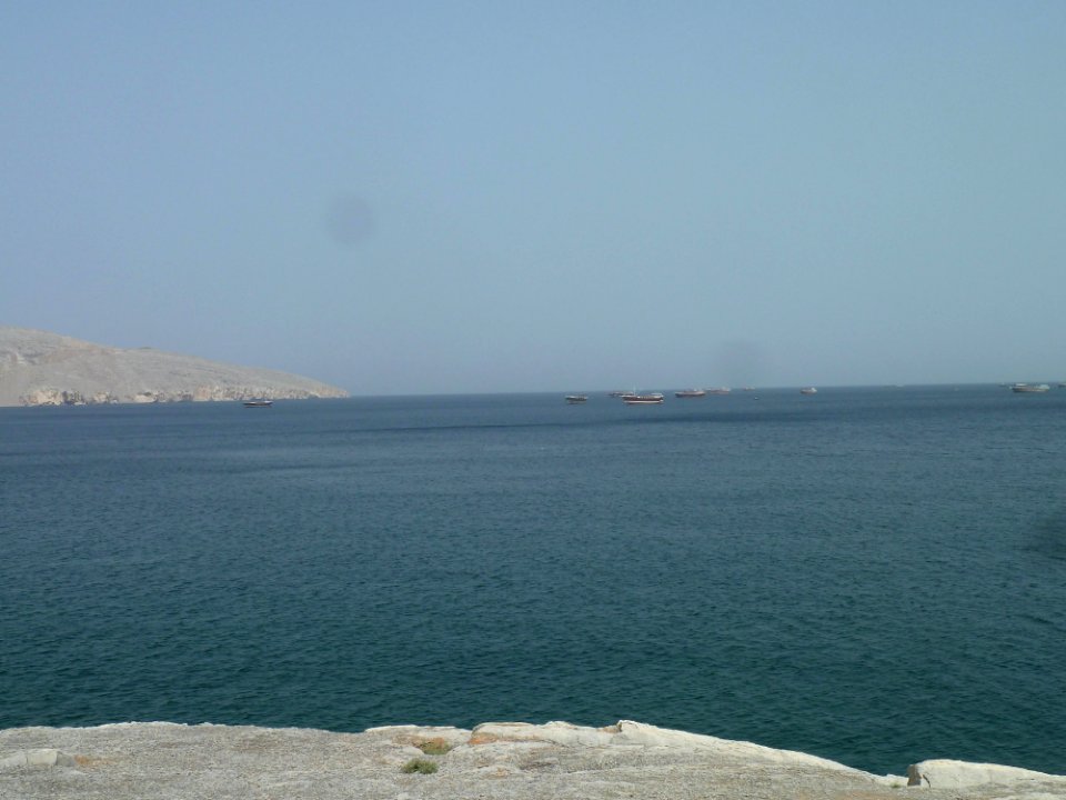 Khasab ships
