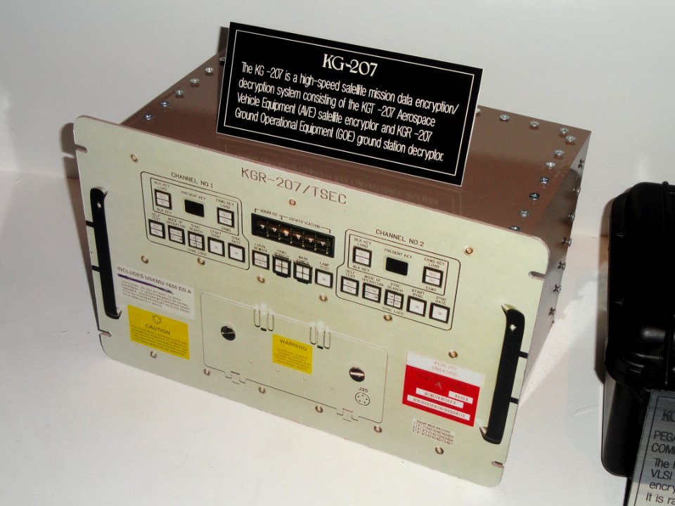KG-207 ground station decryptor - National Cryptologic Museum - DSC07975