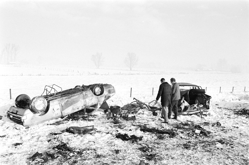 Kettingbotsing op weg Arnhem-Utrecht, Bestanddeelnr 924-1374
