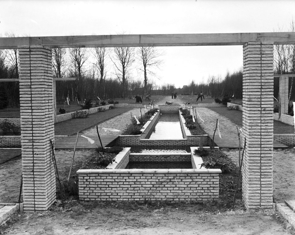 Keukenhof Lisse Bloembollententoonstelling in voorbereiding, Bestanddeelnr 903-8699