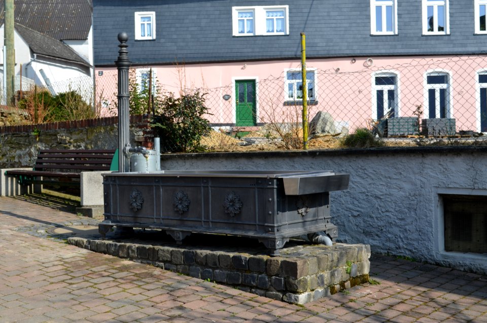 Ketternschwalbach, Brunnen (1)