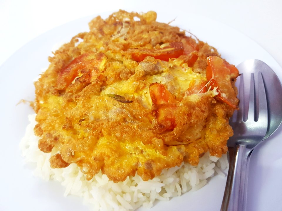 Khao khaichiao (omelette with rice), Bangkok, 2018-05-15