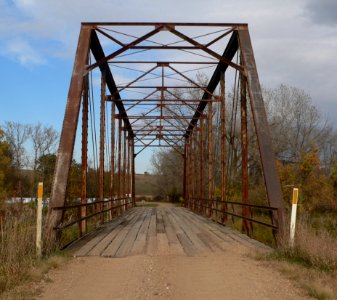 Keya Paha River lowest bridge from SW 4