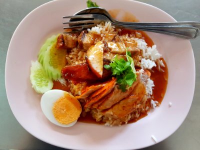 Khao mu daeng mu krop - Ratchaburi - 2017-04-16 (002)