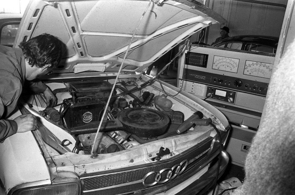 Keuring van een auto, Bestanddeelnr 926-8784