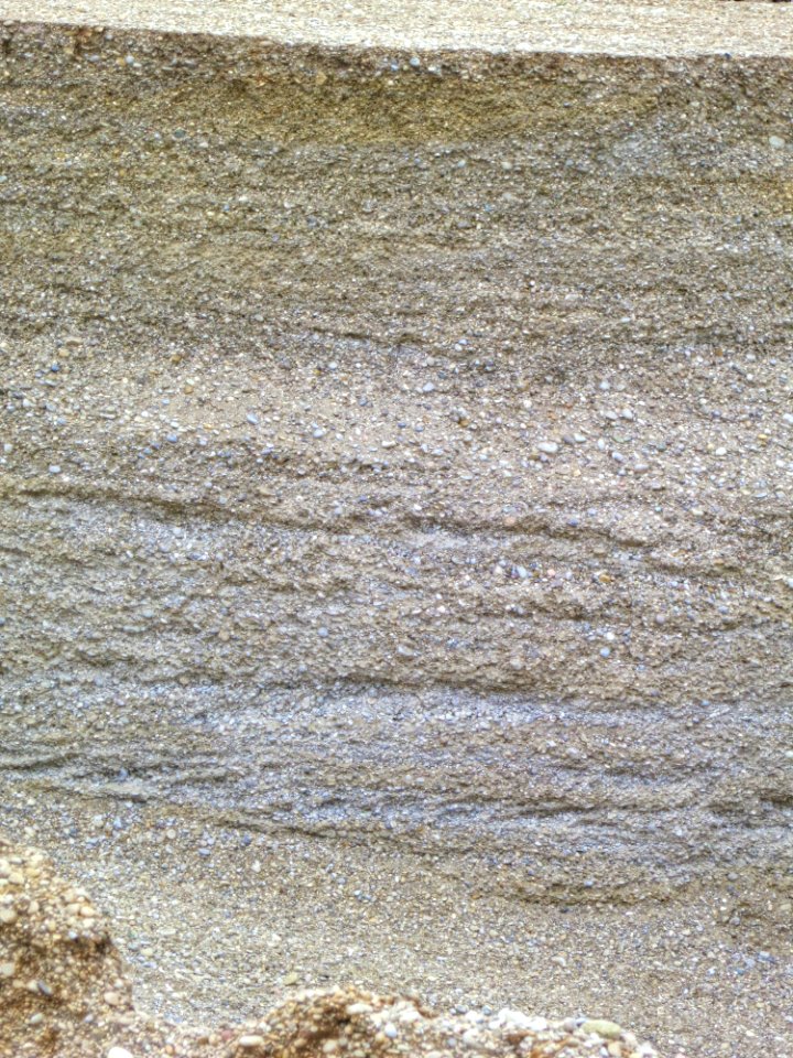 Kiesprofil in der Garchinger Haid