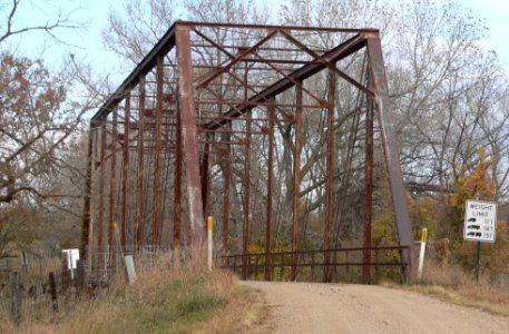 Keya Paha River lowest bridge from SW 3