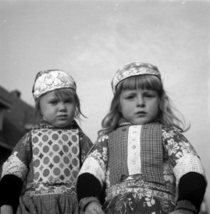 Kinderen op Marken, Bestanddeelnr 903-0985