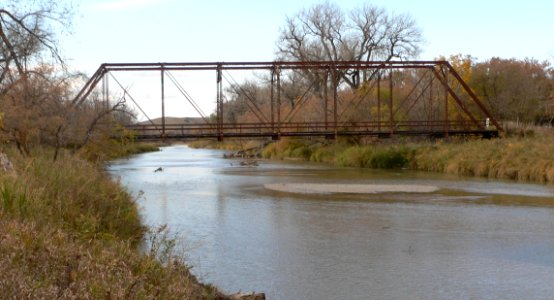 Keya Paha River lowest bridge from SE