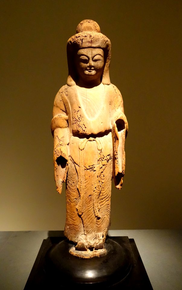 Kichijo-ten, Goddess of Fortune, Virtue, and Beauty, Japan, Heian period, 11th century AD, cypress wood, traces of paint - Ethnological Museum, Berlin - DSC02106