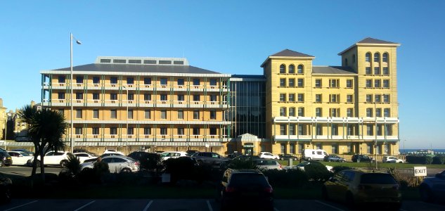 Kings House (Former SEEBOARD Headquarters), Queen's Gardens, Hove (Unlisted North wing, February 2019) (2)