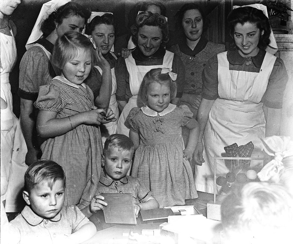 Kinderdagverblijf Het Kabouterhuis op de Amsteldijk te Amsterdam Officiele op, Bestanddeelnr 901-2606