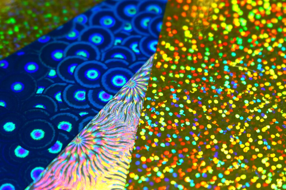Paper hologram rainbow