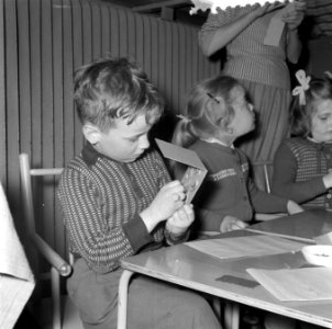 Kinderen in het Reinildahuis in de Marnixstraat 28 Amsterdam, Bestanddeelnr 908-4760