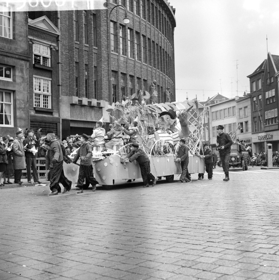 Kennedy en Kroesjev in Oeteldonk (carnaval), Bestanddeelnr 913-6067