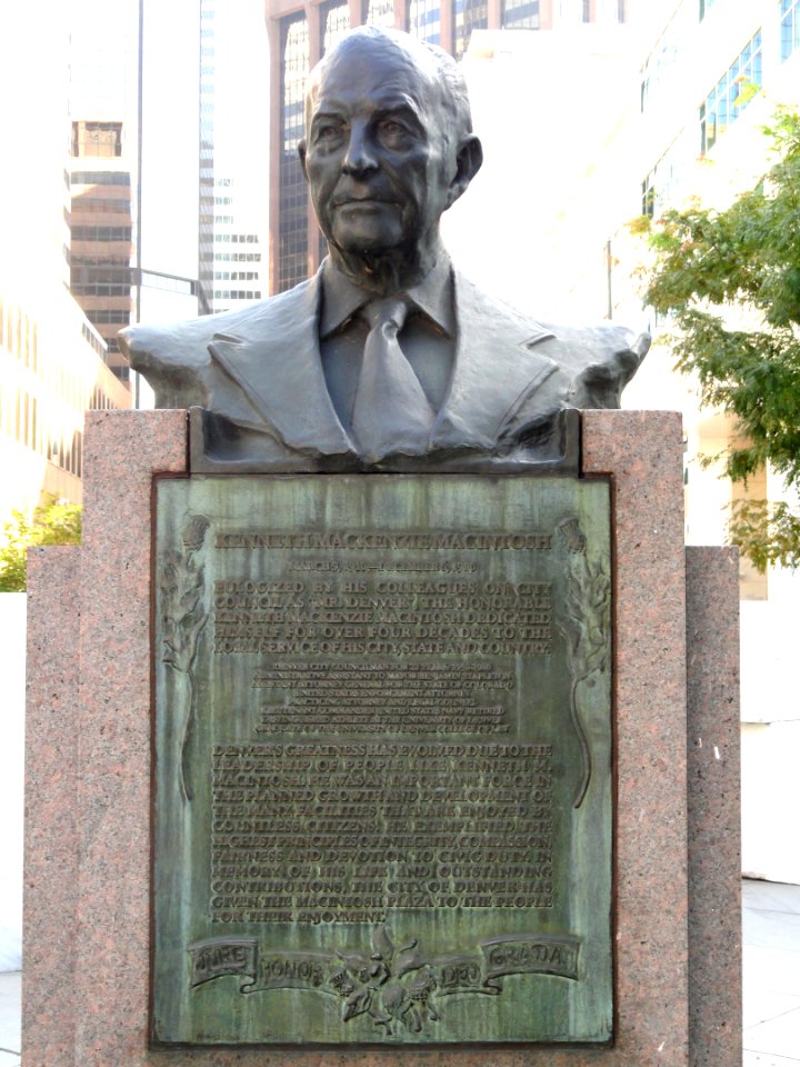 Kenneth MacKenzie MacIntosh memorial - Civic Center Park, Denver - DSC01184