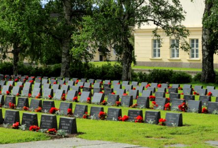 Kemi Military Cemetery 20150630