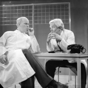 Kent U de Melkweg Links Lo van Hensbergen en Kees Brusse, Bestanddeelnr 912-2911