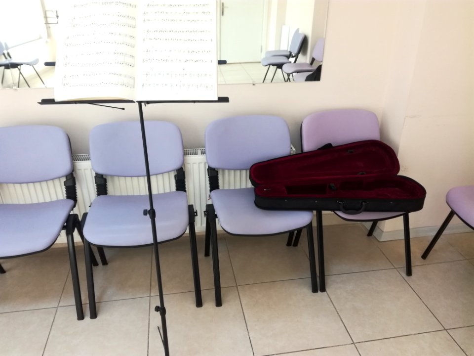Keman öğretim sınıfı