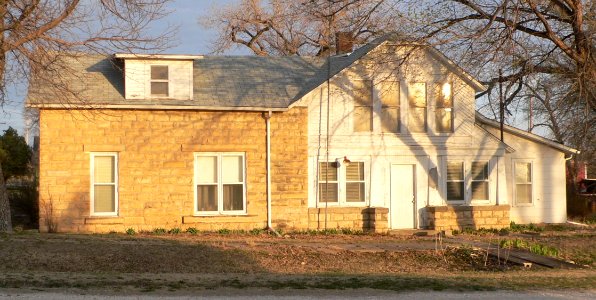 Kennedy Hotel (Paradise, Kansas) from NW 2