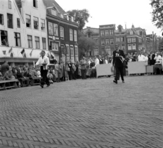 Kelnersrace Amsterdam Thorbeckeplein (bier), Bestanddeelnr 905-1660