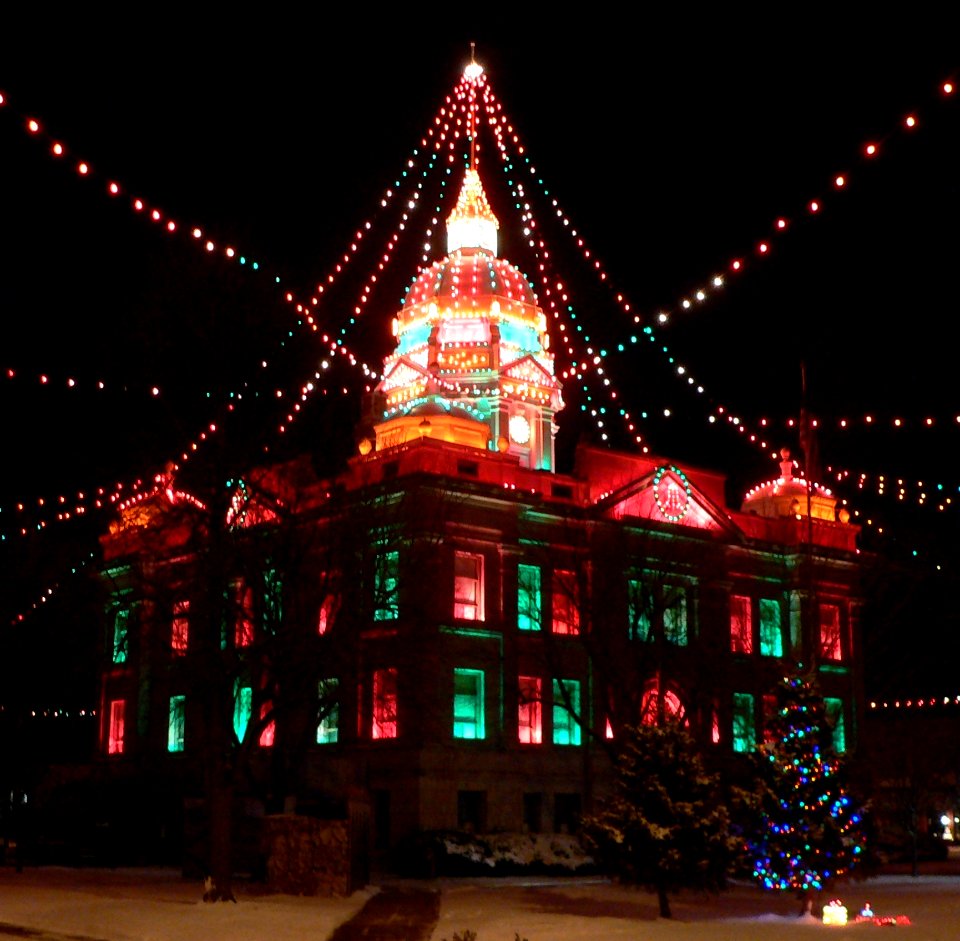 Kearney County, Nebraska courthouse lights 1