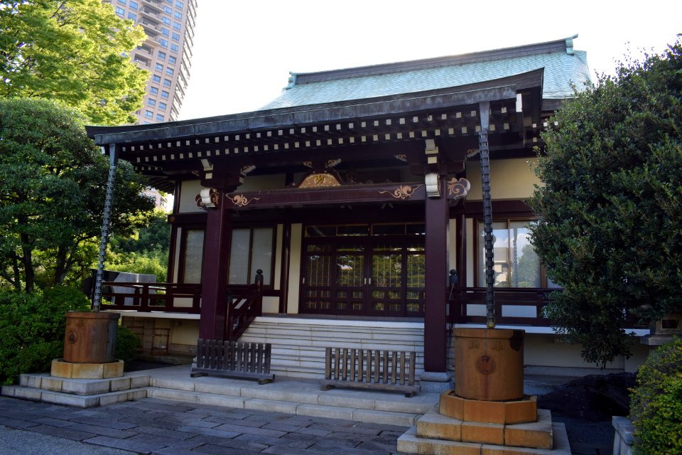 Kensoji and Motoazabu Hills