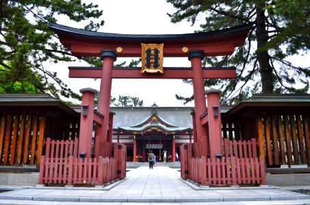 Kehi-jingu nakatorii