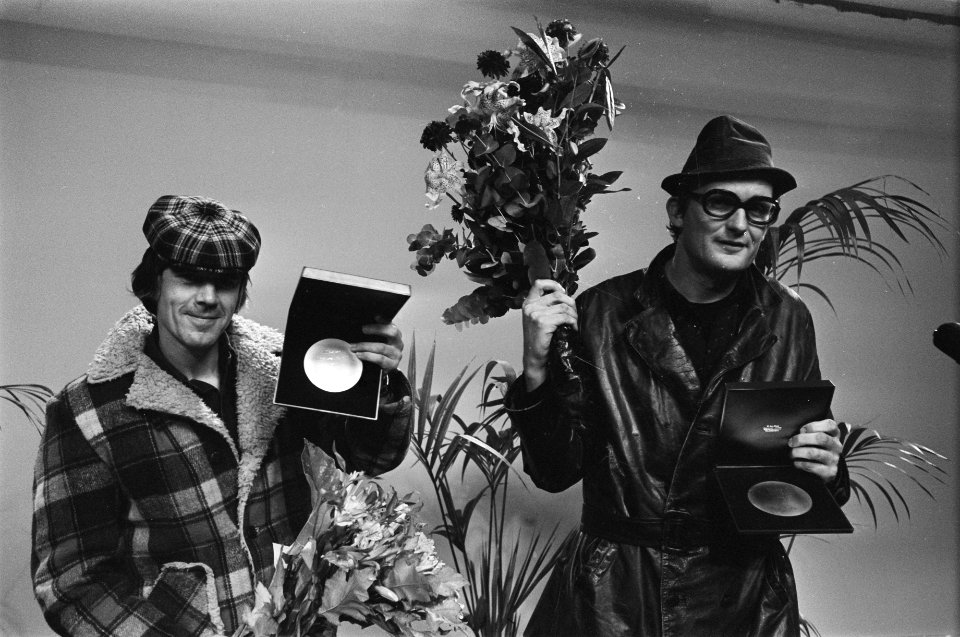 Kees van Kooten (l) en Wim de Bie met Nipkovschijf, Bestanddeelnr 929-3750