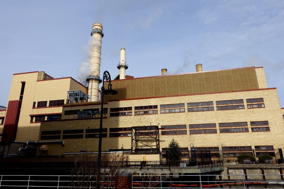 Kendall Cogeneration Station - Cambridge, MA - DSC05650