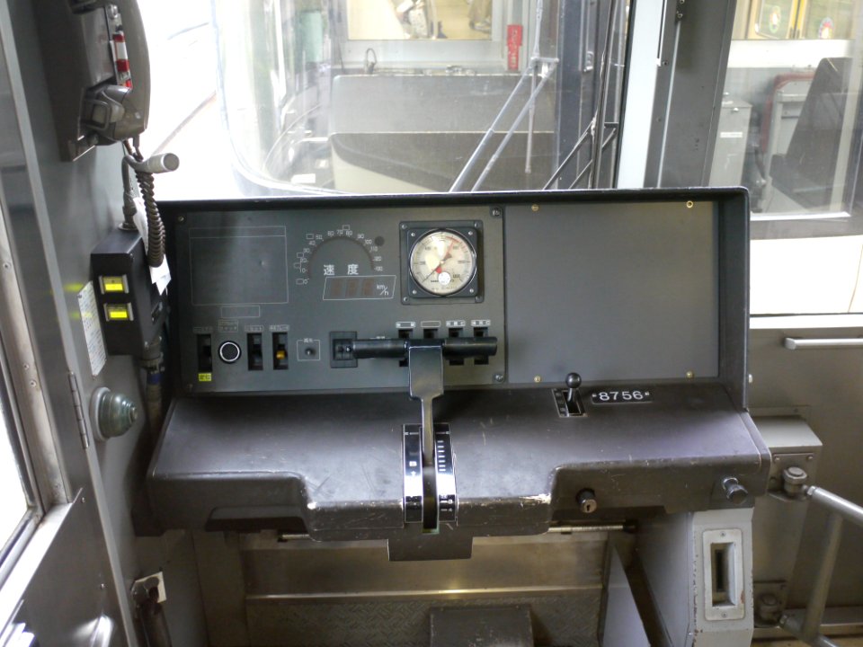 Keio 8000 Drivers cab