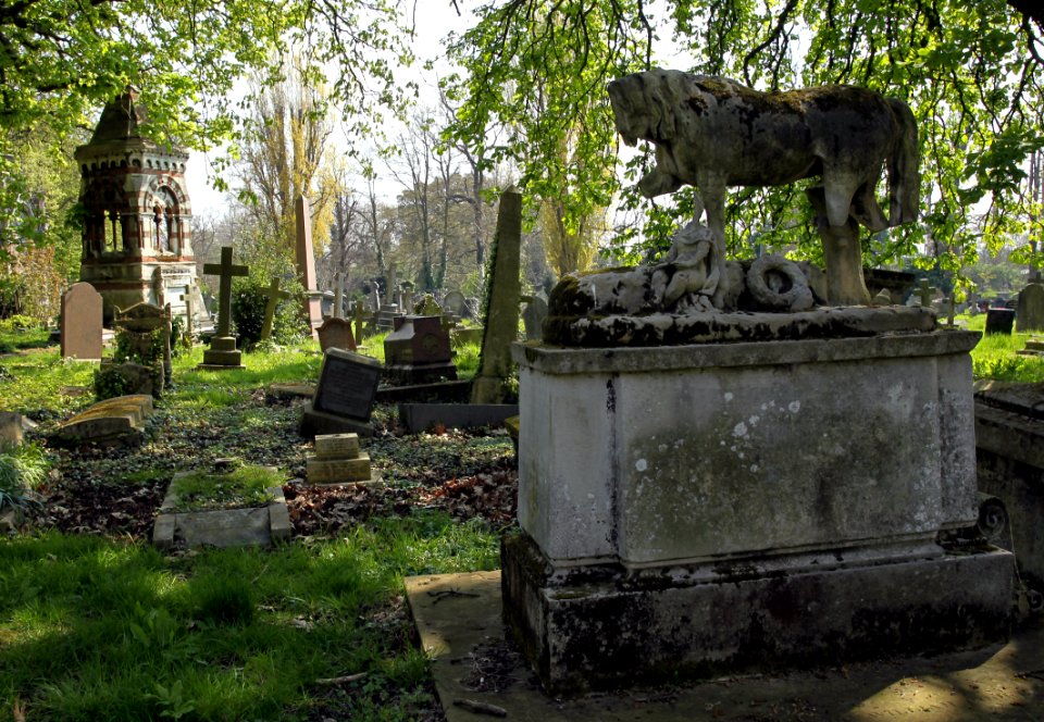 Kensal Green Cemetery 15042019 026 5957