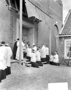 Kerkwijding Nieuw Vennep Onze Lieve Vrouwe Onbevlekte ontvangenis, Bestanddeelnr 907-8108