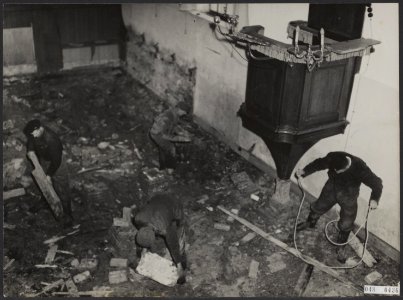 Kerken, interieurs, schades, herstelwerkzaamheden, Bestanddeelnr 048-0436
