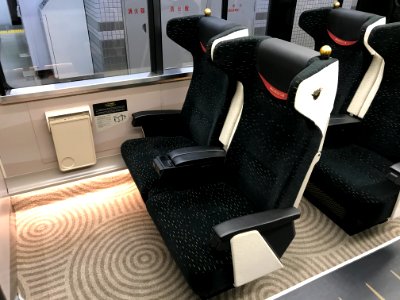 Keihan Premium Car seats 20170909