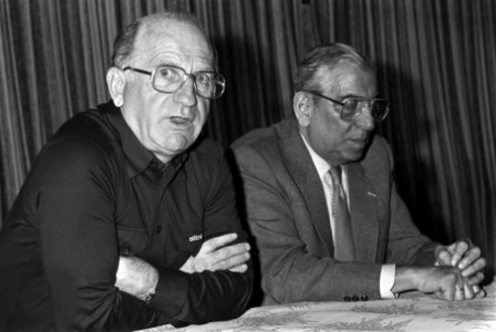 Kees Rijvers (links) en Jaap van Praag, Bestanddeelnr 931-8009