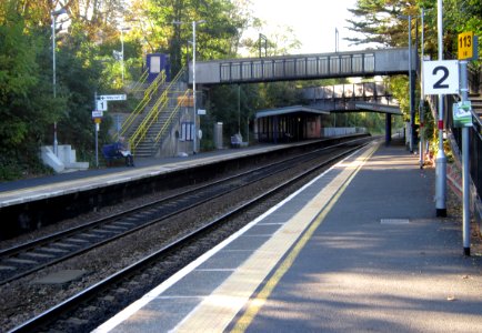 Keynsham railway station platforms