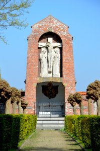 Kerkhof van de Zusters Apostolinnen van de Heilige Jozef van Wetteren, vooraanzicht