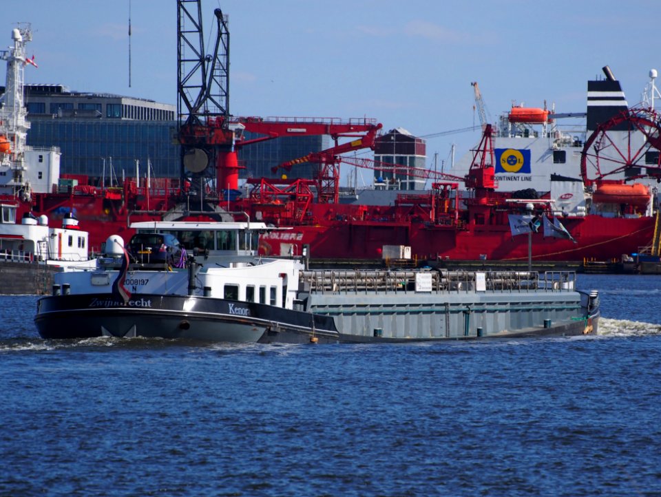 Kenora - ENI 02008197, Noordzeekanaal, pic1