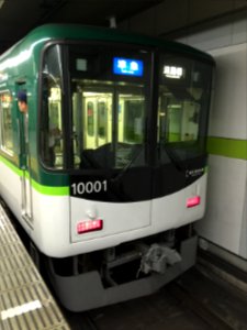 Keihan 10001 at Demachi Yanagi 20160603