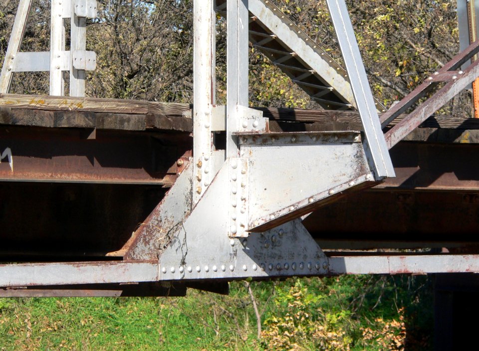 Keya Paha River 318 Ave bridge detail 2 lower truss