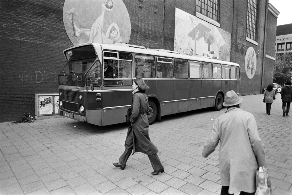 Kerken, autobussen, verslaafdenzorg, methadonverstrekking, Bestanddeelnr 931-7468