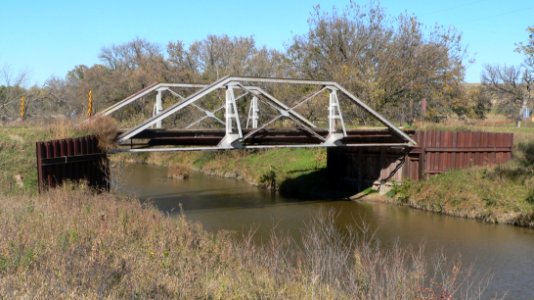 Keya Paha River 318 Ave bridge from S 3