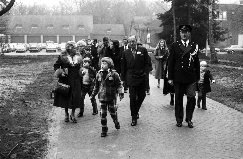 Kerstviering Koninklijke familie, Bestanddeelnr 929-4991