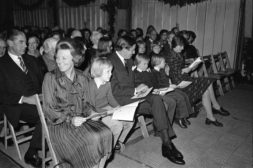 Kerstfeest Koninklijke Familie in Baarn, Bestanddeelnr 928-3339