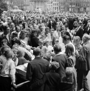 Kermis op het Amstelveld, Bestanddeelnr 900-4551