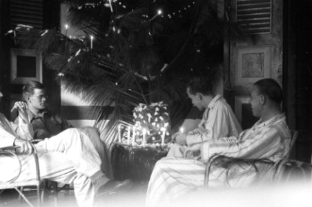 Kerstfeest 1948 werd wel onder zeer bijzondere omstandigheden gevierd. Enige ond, Bestanddeelnr 2835