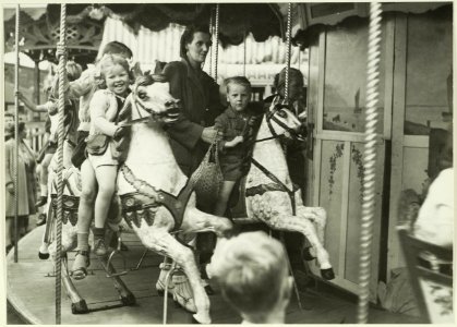 Kermis, NL-HlmNHA 5400467179